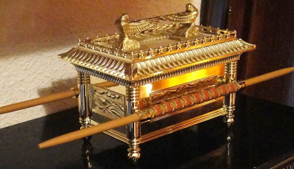 Replica-Ark of the Covenant