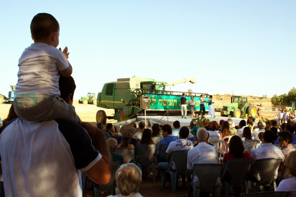 Kibbutz-Shoval-Shavuot