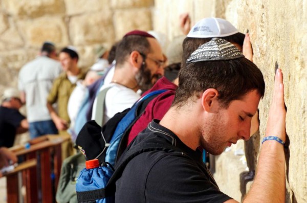 Jewish-praying-Wailing Wall