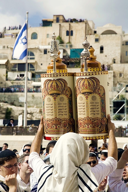 Torah-Scrolls-Ten Commandments