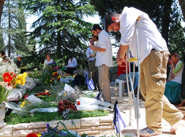 Israel-Memorial Day-grave