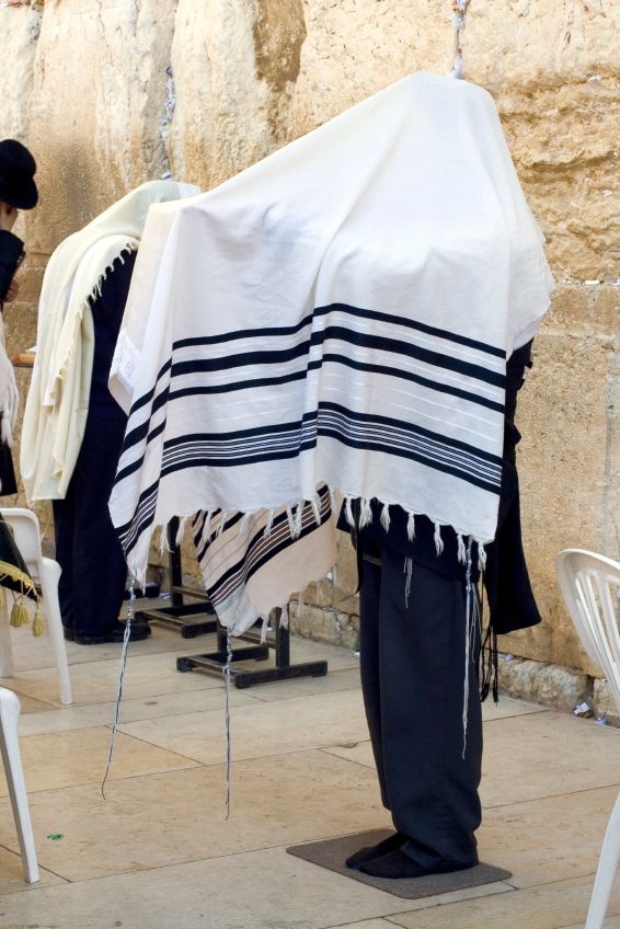 Kohanim-Priestly Blessing-tallit