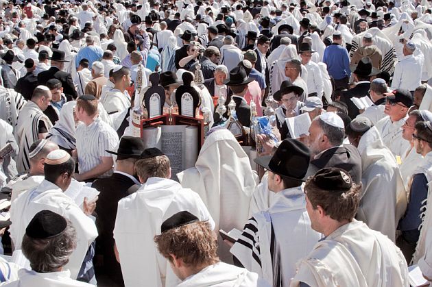 Kotel-western wall-torah