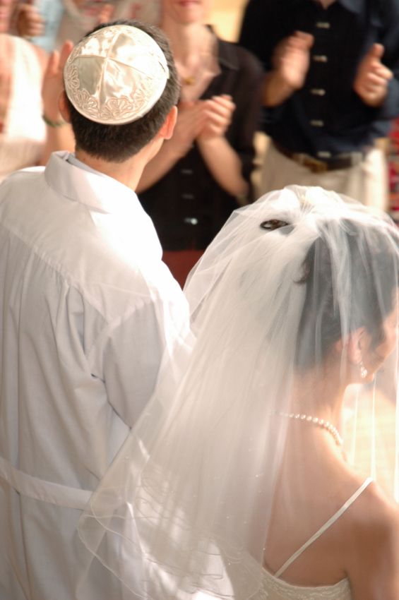 Jewish bride and groom