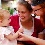 An observant Jewish family (Photo: Go Israel / Noam Chen)