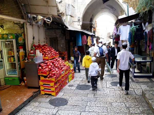 Arabs and Jews in Jerusalem during Sukkot.