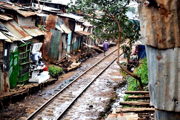 Kibera_Slum_Railway_Tracks_Nairobi_Kenya