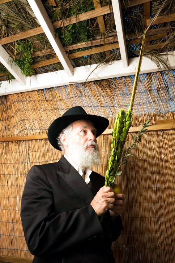 Israel-Sukkah-Prayer-Arba Minim