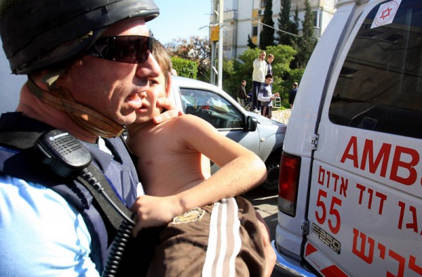 An injured Israeli child