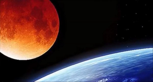 Tetrad blood moon earth