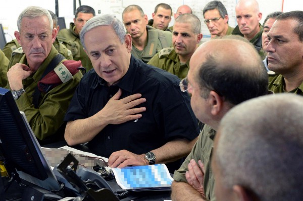 PM Netanyahu Visits IDF Base in the South