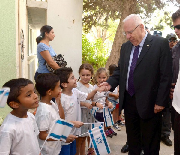 Reuven Rivlin-Israeli schoolchildren