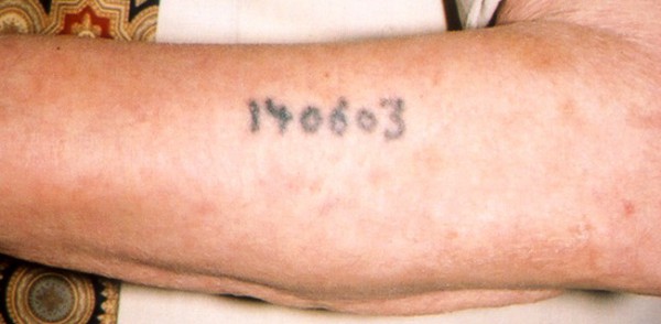 Holocaust_survivor_tattoo